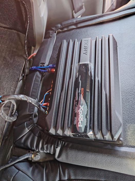 Sambufer JBL 1100W sotiladi usilitel bilan