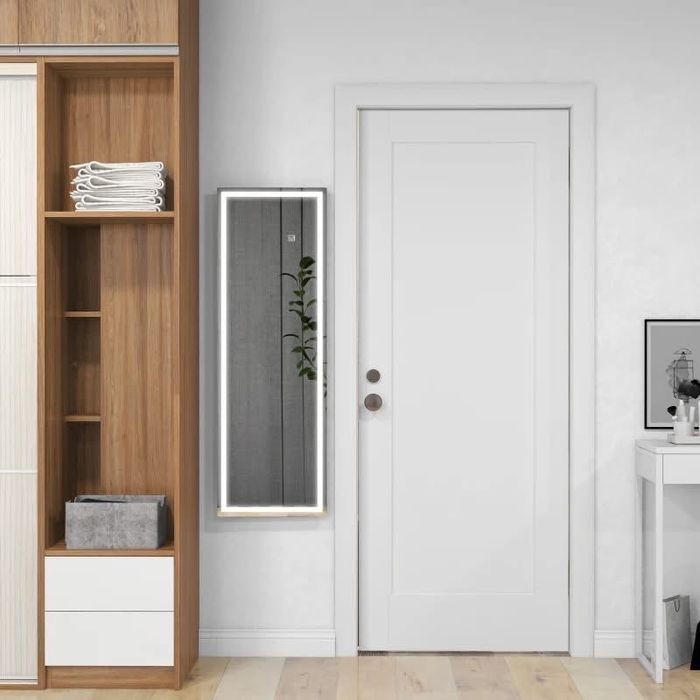 Огледало в цял ръст с LED