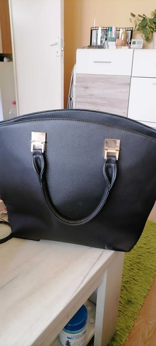 Vand posete elegante NOI