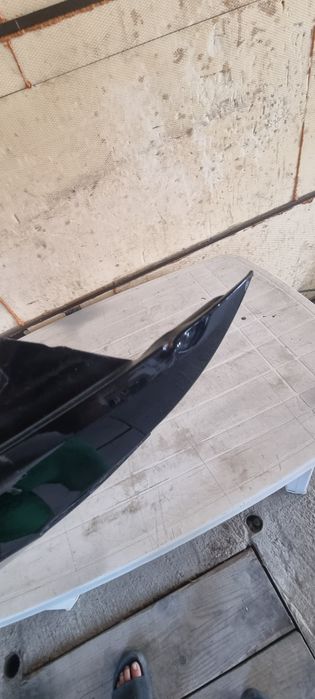 Aripa dreapta fata passat b8