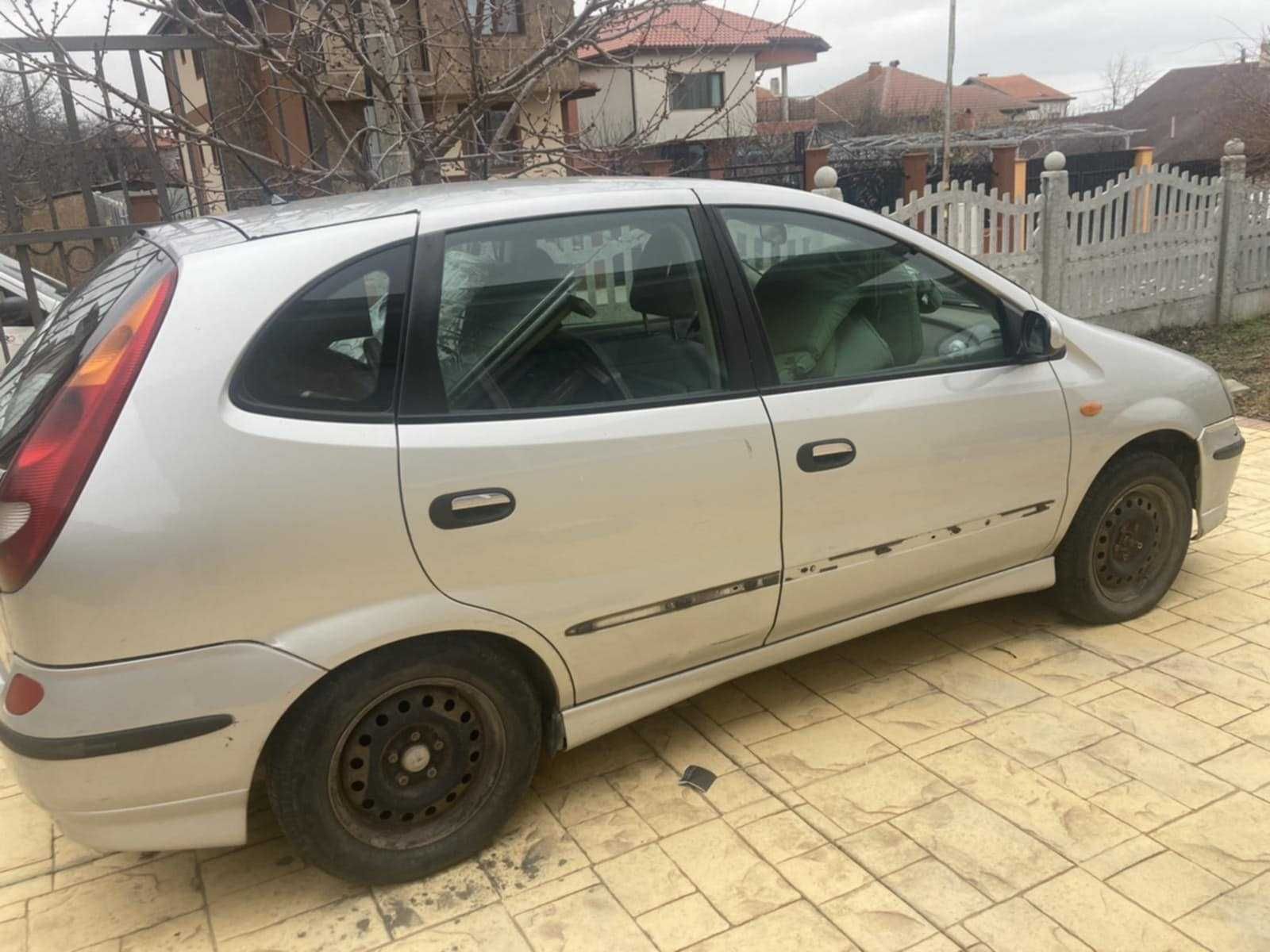 Нисан Алмера Тино