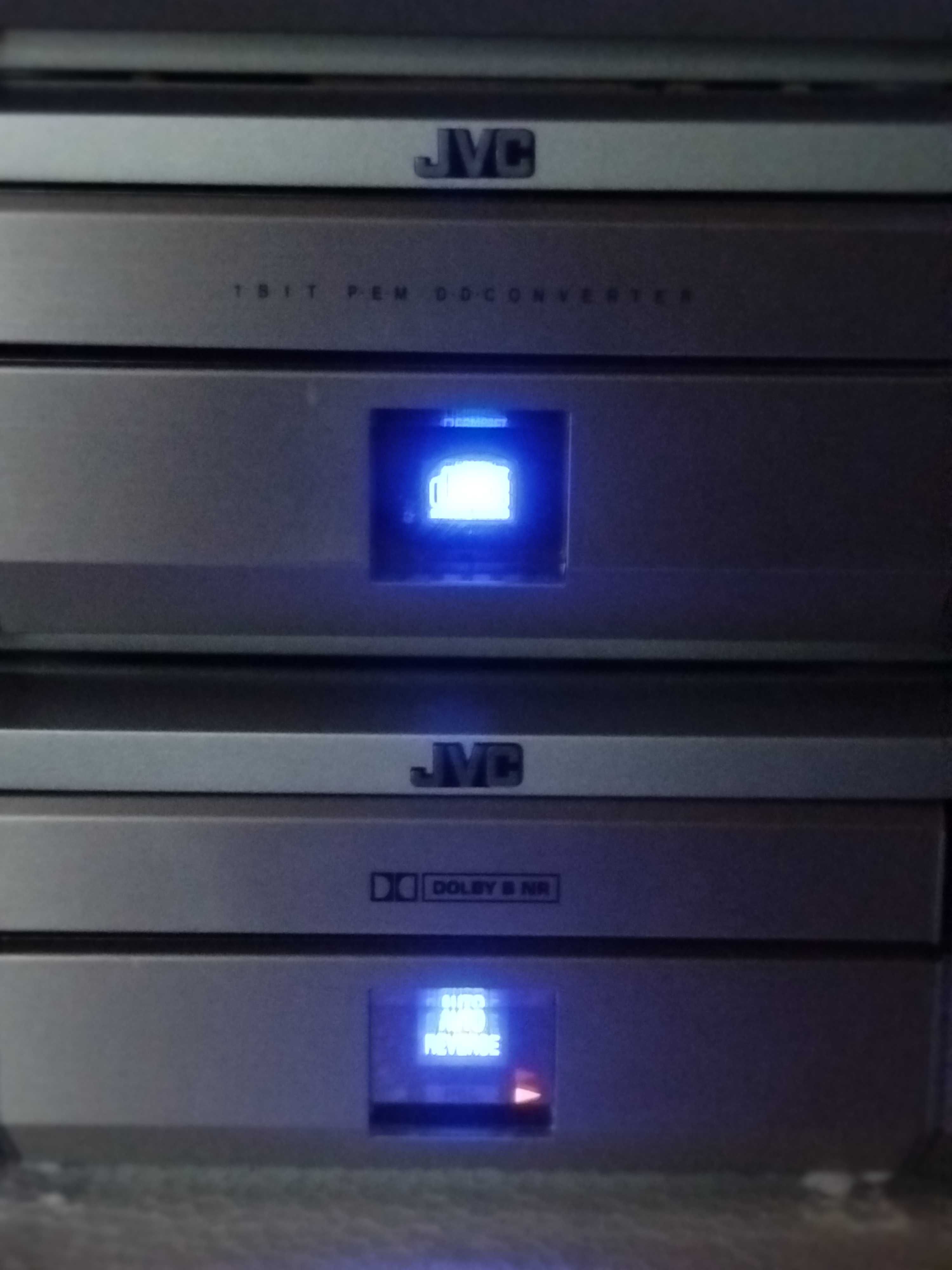 Superb mini HiFi Turn JVC Model: UX-G6R. Impecabil! Made in JAPAN.
