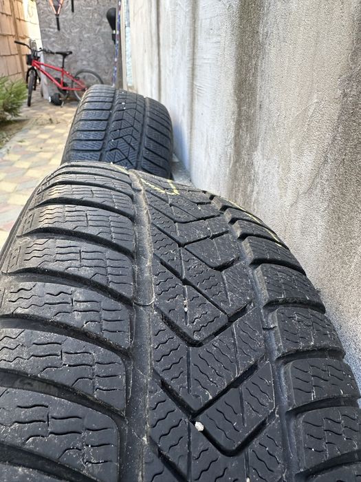 Anvelope/cauciucuri Pirelli Sottozero 245 45 R18