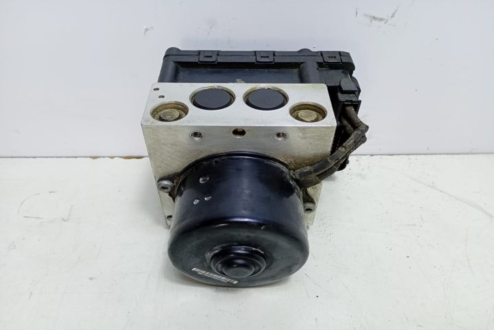 Pompa ABS 6X0907379B Volkswagen VW Polo a 3-a generatie 6N (facelift)