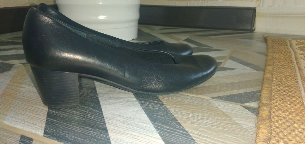 Женский туфли размер-37
