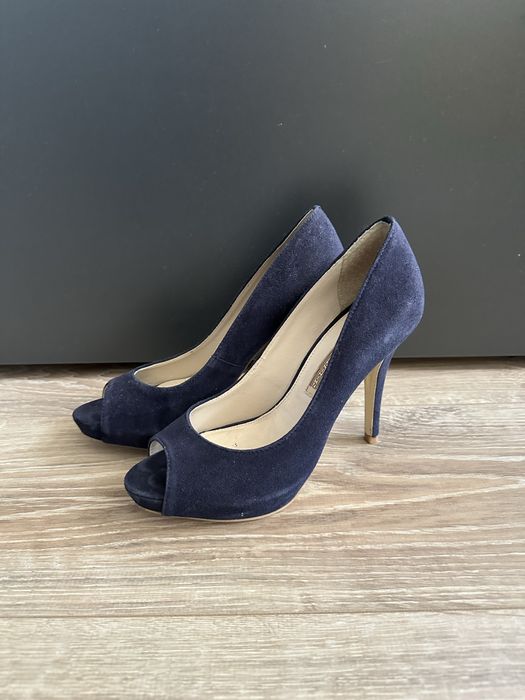 Обувки на ток номер 38