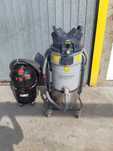 Aspiratoare de santier NillFISK VHR 110 si 
 WURTH Master