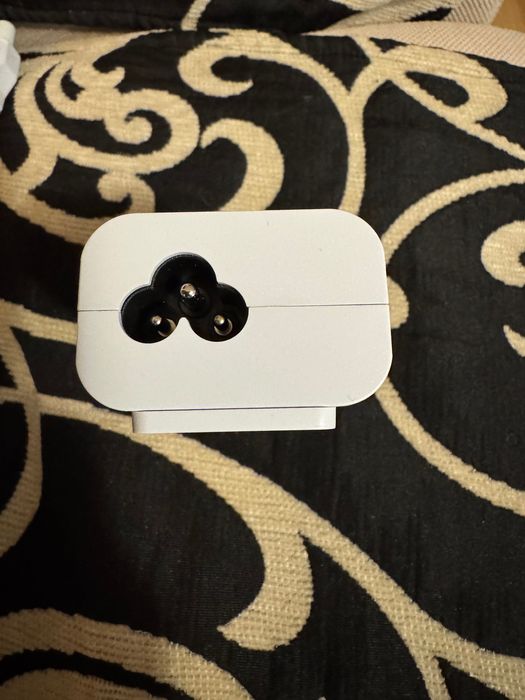 Ubiquiti PoE Injector 24V
