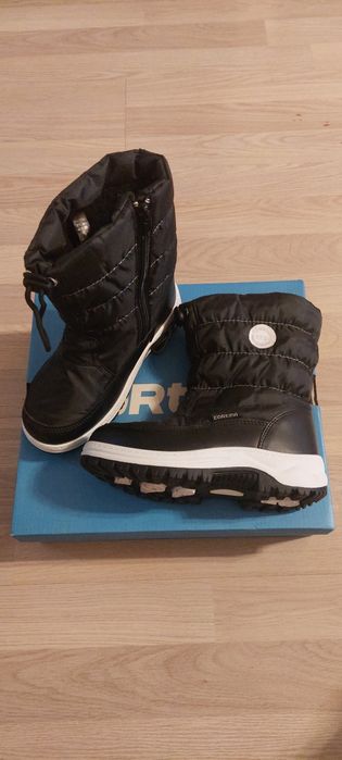 Нови апрески Cortina 32 номер и носени апрески Колев и Колев с вълна