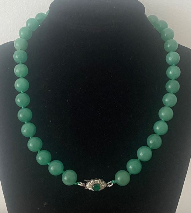 огърлица със зелен авантюрин