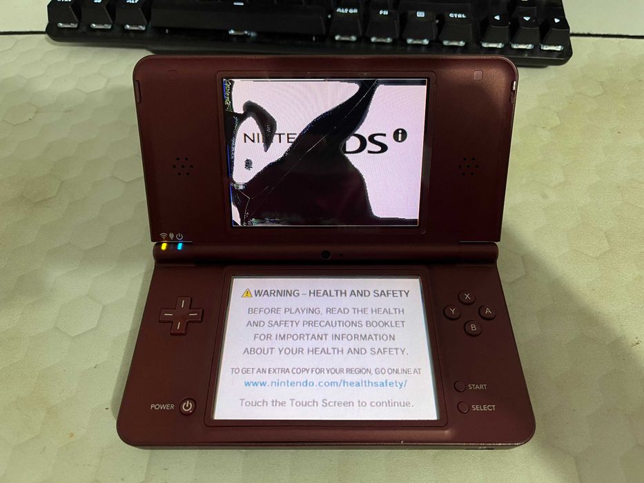 Consola Nintendo DSi XL