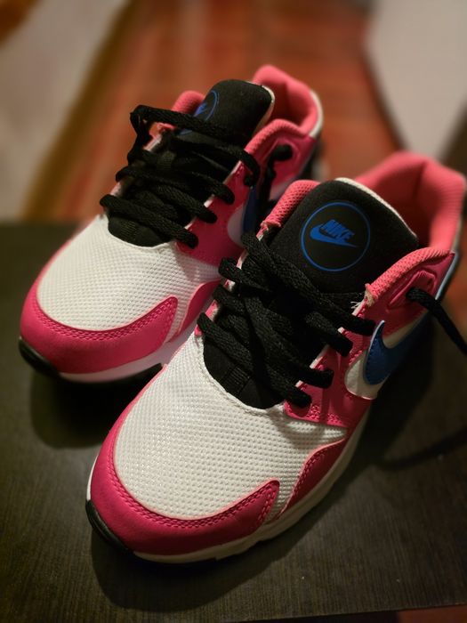 Nike Air Max 35.5 cu 22.5 cm noi și originali