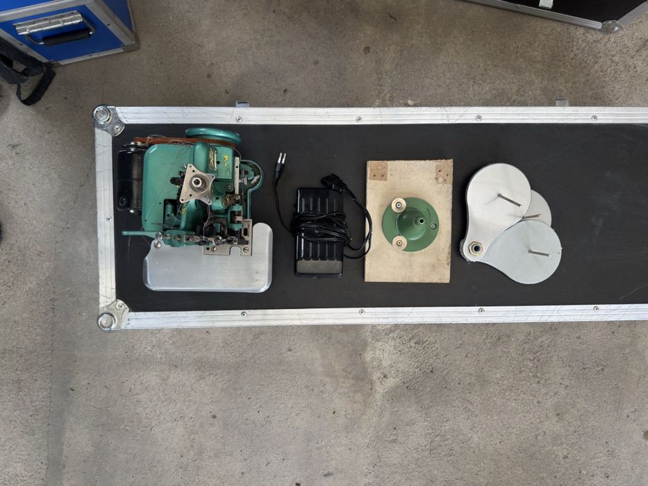 Аверлок желтая бабочка