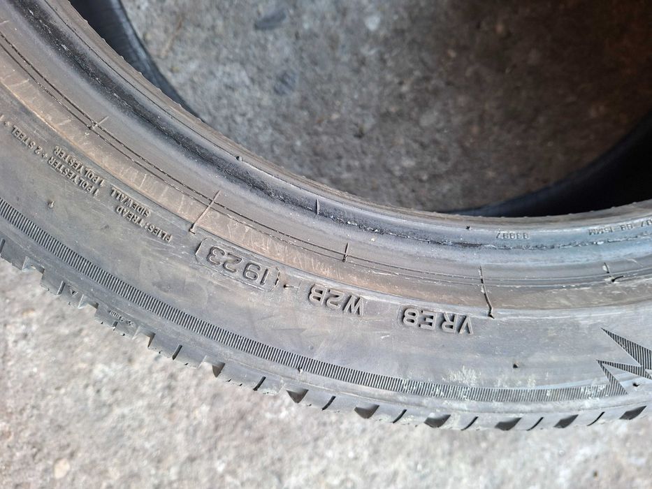 225/45 R19 Bridgestone DOT23