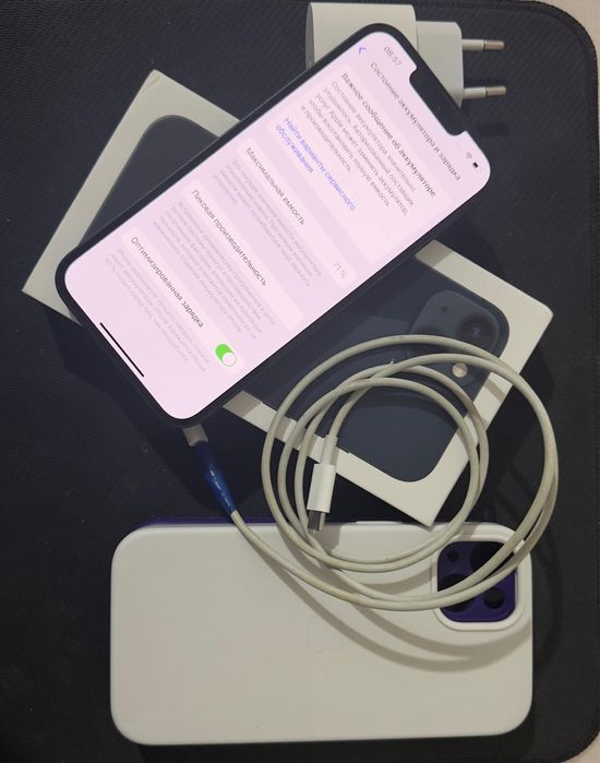 Продам айфон 13 128