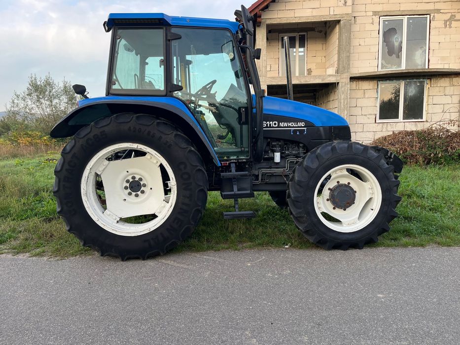 Tractor new holland