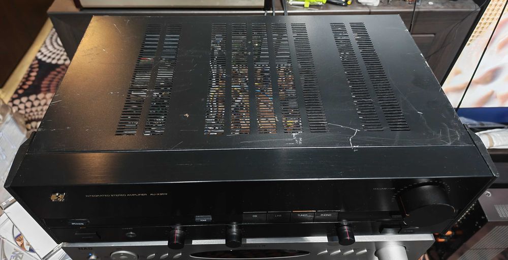Amplificator Sansui AU - X201i sunet deosebit de bun