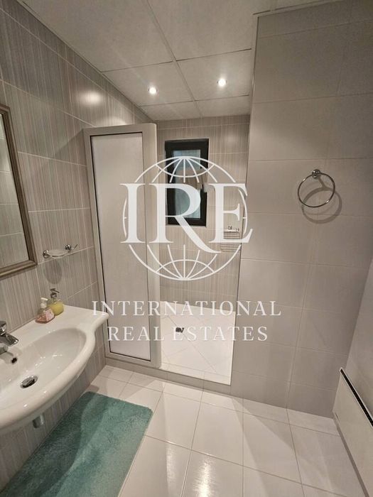 Продава се Двустаен апартамент в Варна, м-т Траката - 71 кв.м за 2226 €/кв.м - Снимка #8