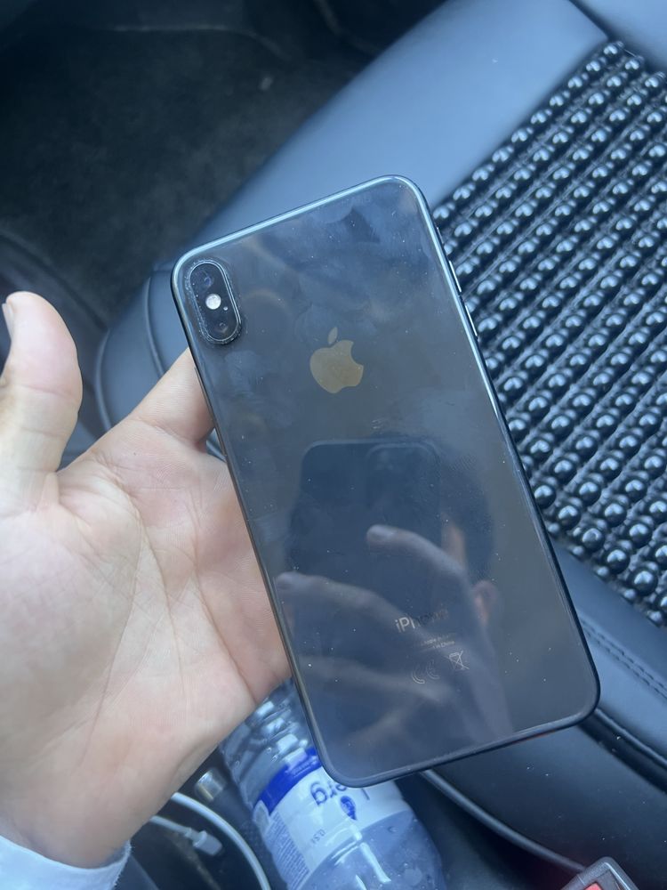 Iphone xs max gray