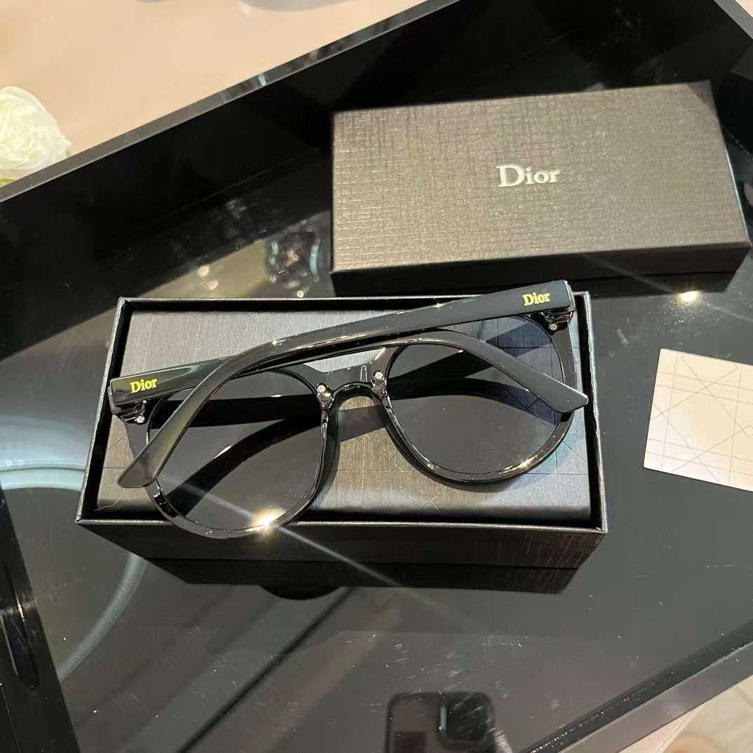 Ochelari de soare Dior 260440