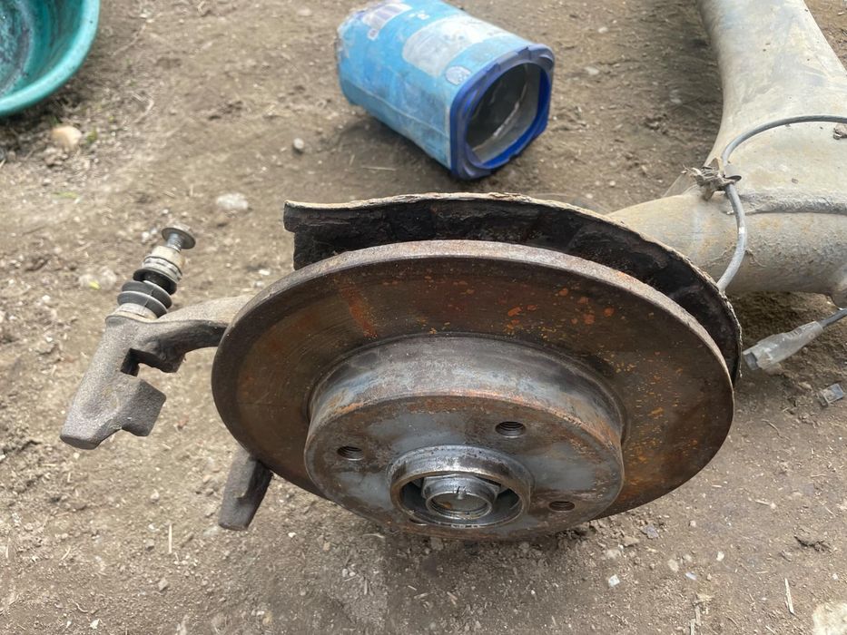 Punte spate peugeot 307