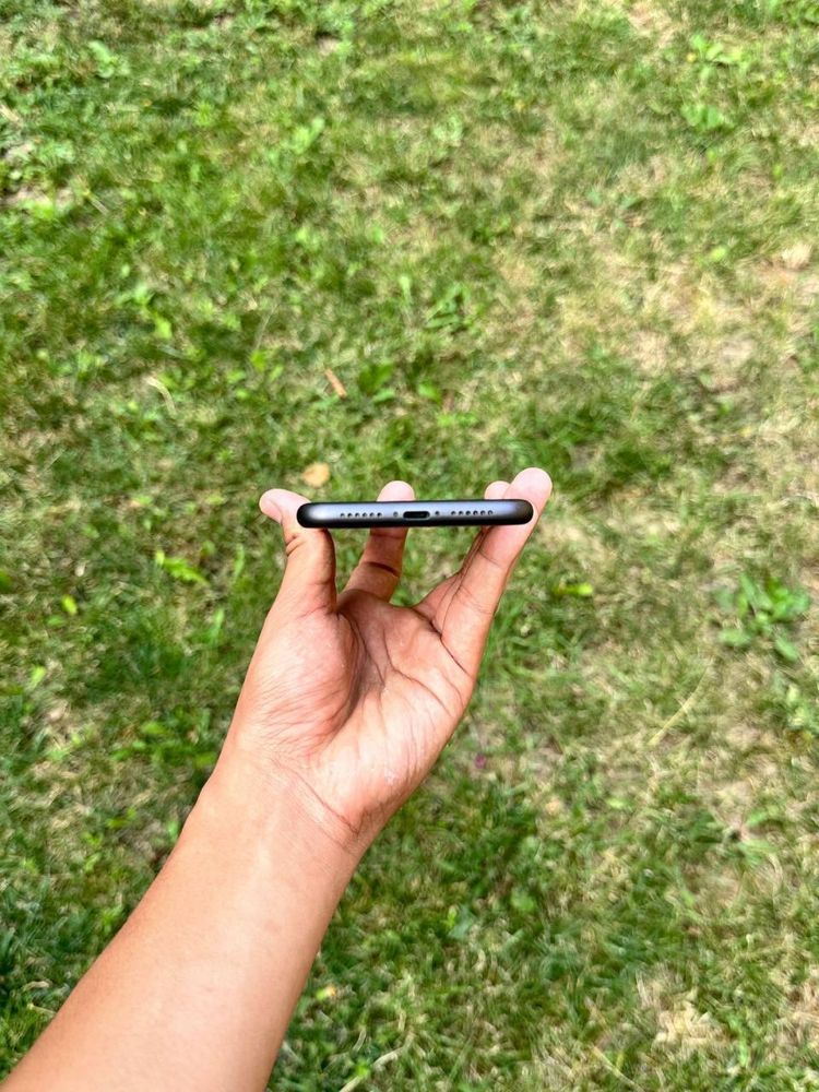 Iphone 11 128 gb 100% srochna