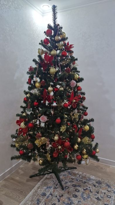 Новогодняя ёлка продам