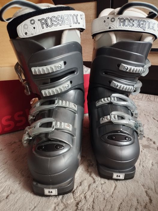 Лыжные ботинки новые