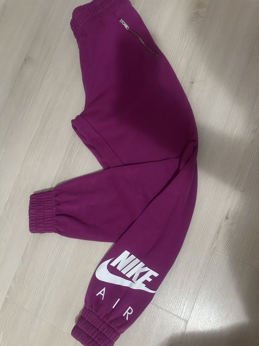 Vand pantloni nike XS-S