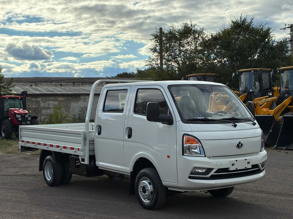 KYC D5 Двухрядная кабина 2025 г.
KYC D5 Двухрядная кабина 2025 г.