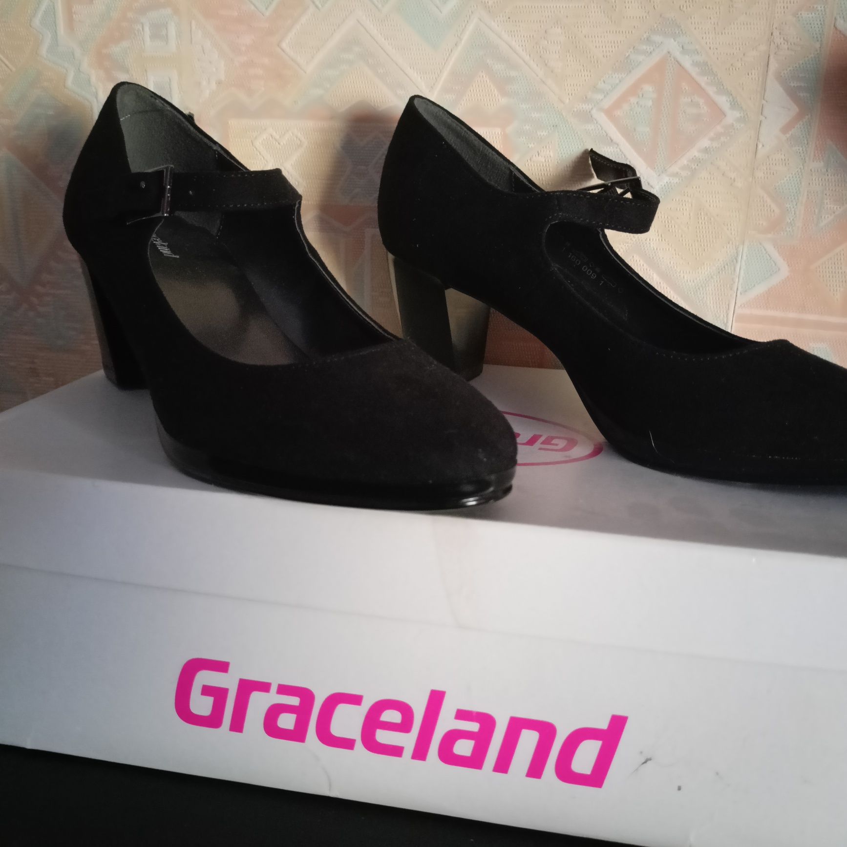 Pantofi Graceland* noi