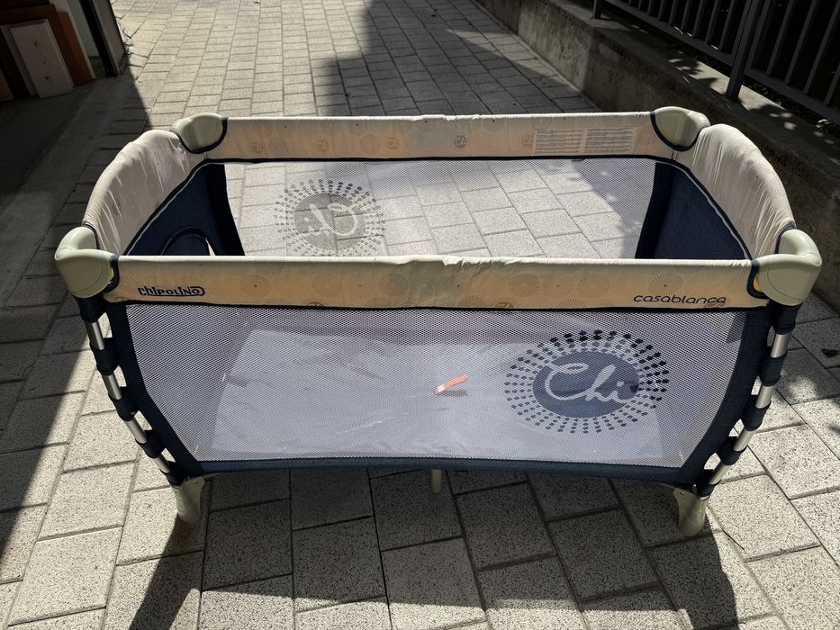 Бебешка кошара с матрак и чаршафи Chipolino Casablanca