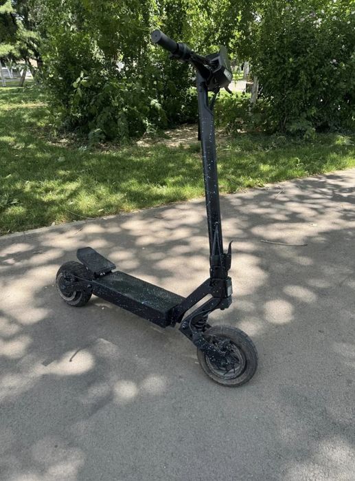 Trotineta electrica KuKirin 800W 60 km/h ca NOUĂ!