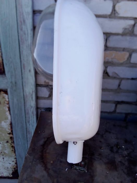 Продам фонарь уличного освещения