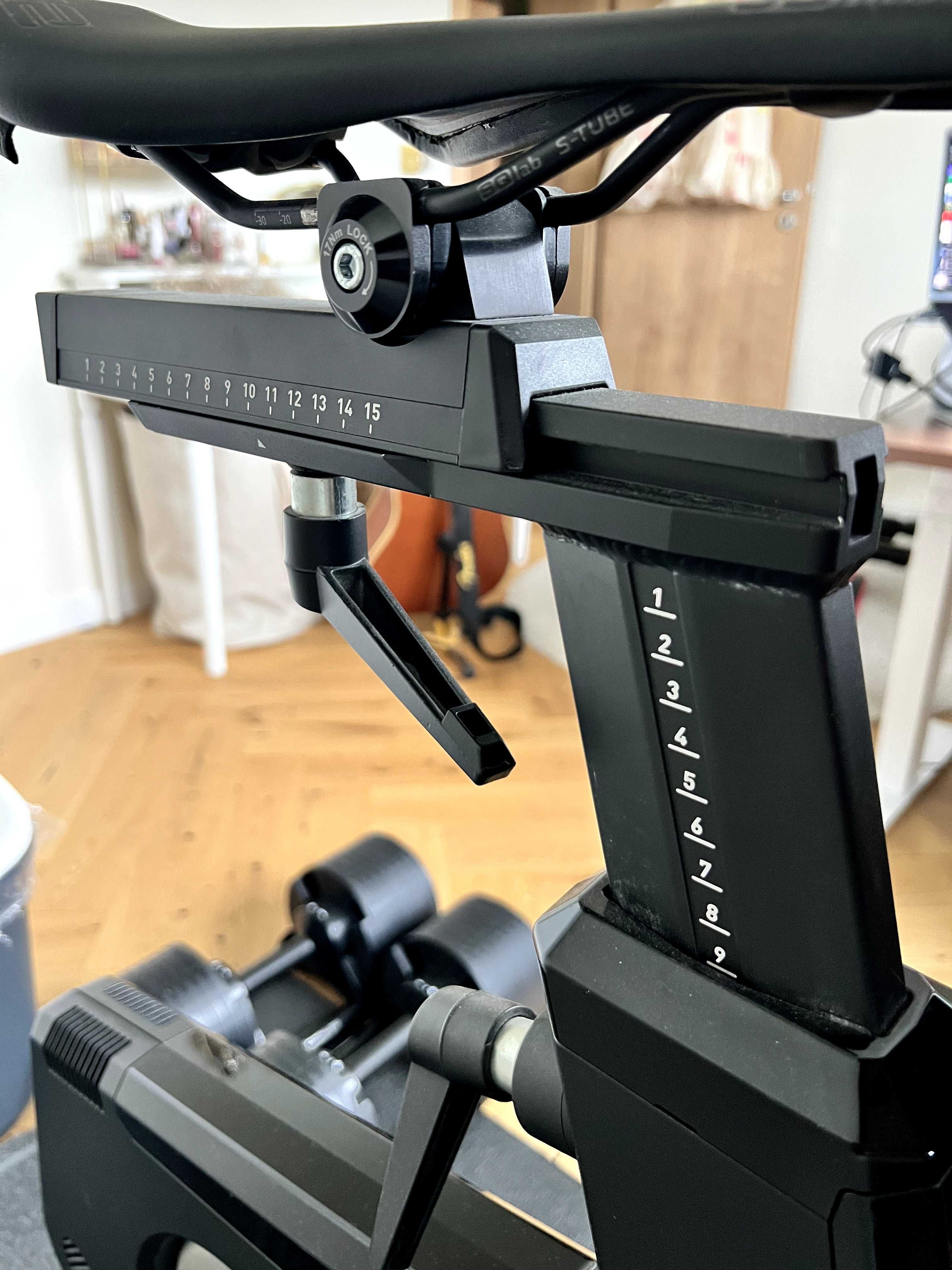 Велотренажор Tacx Neo Smart Bike