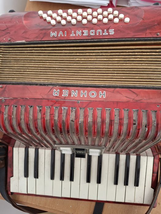 Акордеон Хохнер Hohner Student IV