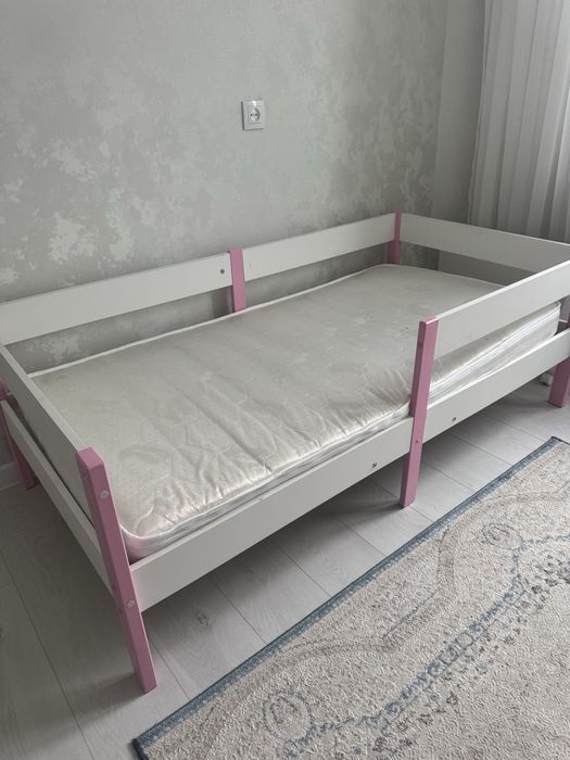 Продам детскую кровать