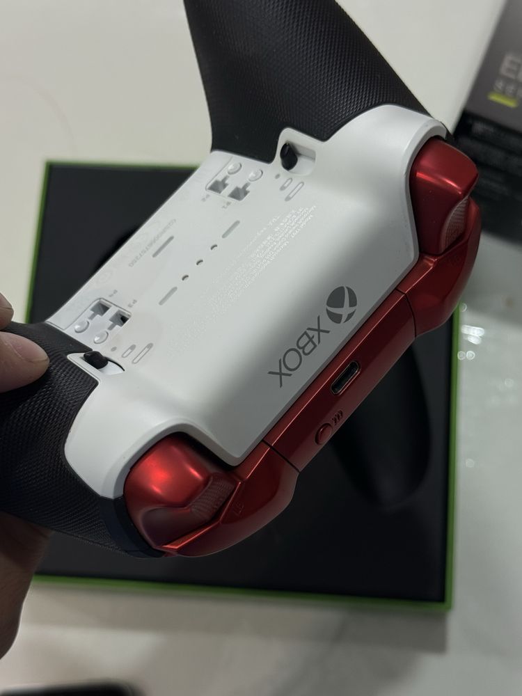 контроллер Xbox Elite