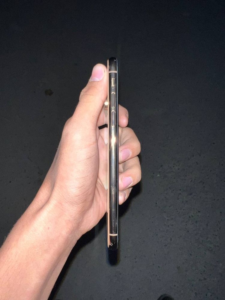 Iphone xs 64 ga 76%
