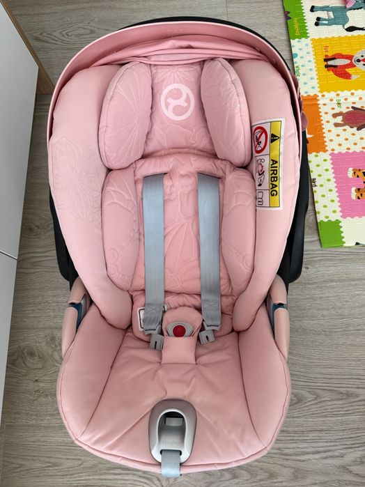 Стол за кола Cybex Cloud Z i-Size Simply Flowers Pink