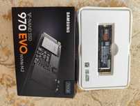 SSD SAMSUNG 250GB. Нов в опаковка.