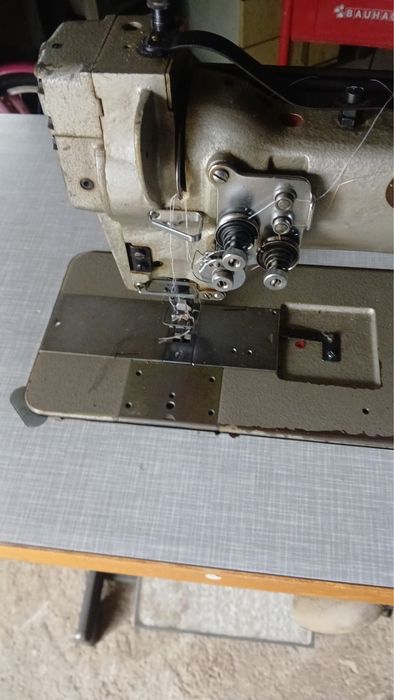 Vand Mașină de cusut industrială PFAFF – lucru greu
