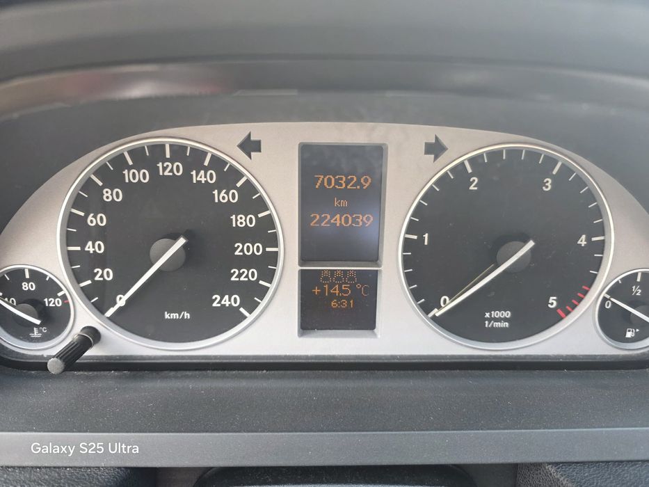 Mercedes b class