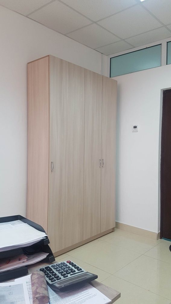 Продается Шкаф офисный