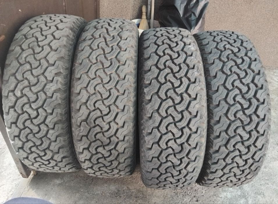 Офроуд гуми 215/65/16Дачия Дъстър/dacia duster