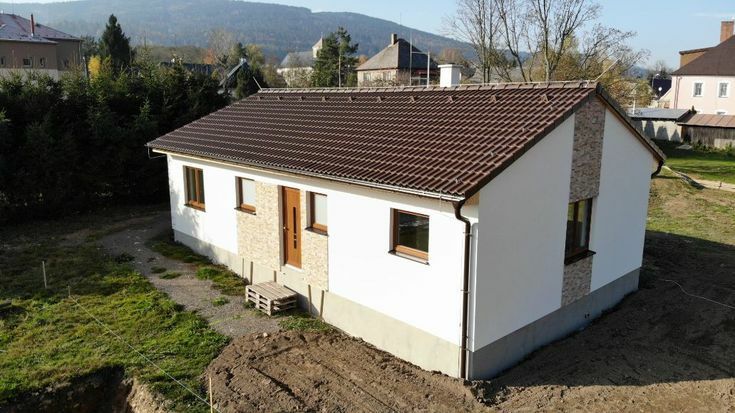 Vand case modulare la cheie