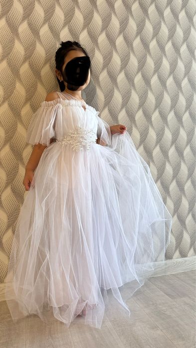 Продам детскую платье на новый год