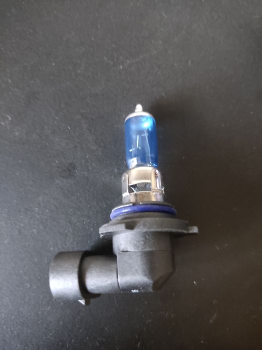 Xenon Halogen Lamp 5200K - Galaxy white 9006 HB4 P22D