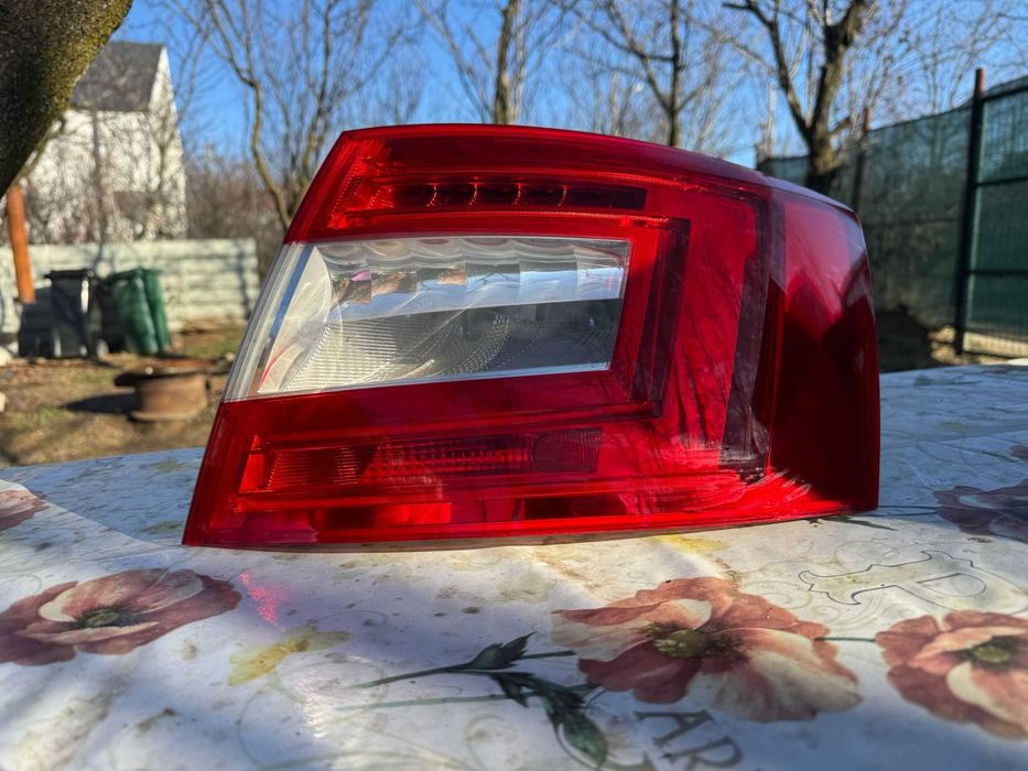 Piese Skoda Octavia 3 2014 Canapele lampa LED spate proiector fata usa
