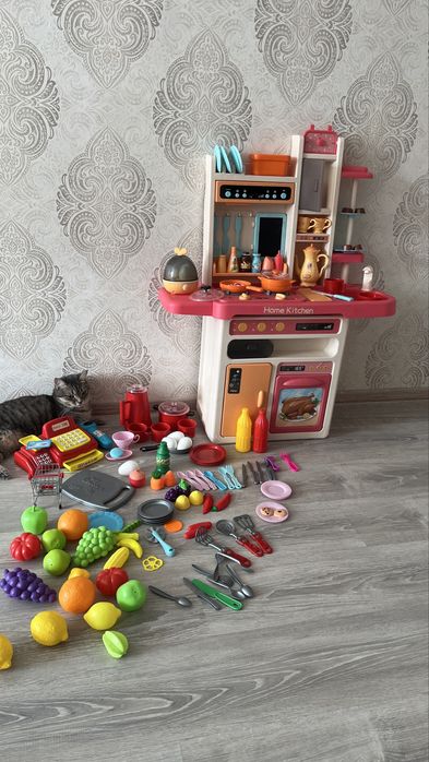 Кухня детская и магазин